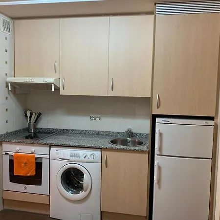 Mota-2 Huca-los Prados; Parking Y Wifi Gratis * Oviedo