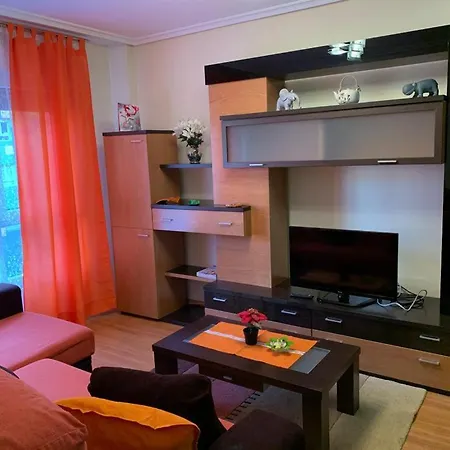 Mota-2 Huca-los Prados; Parking Y Wifi Gratis Daire Oviedo