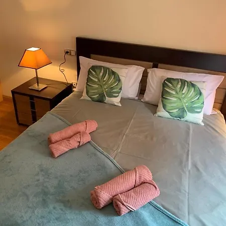 Apartamento Mota-2 Huca-los Prados; Parking Y Wifi Gratis *